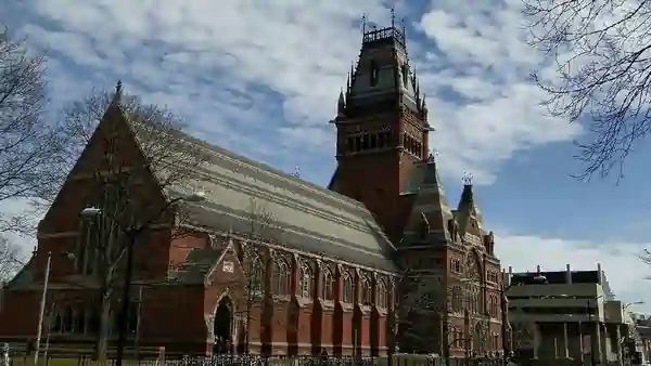 memorial-hall-harvard-university